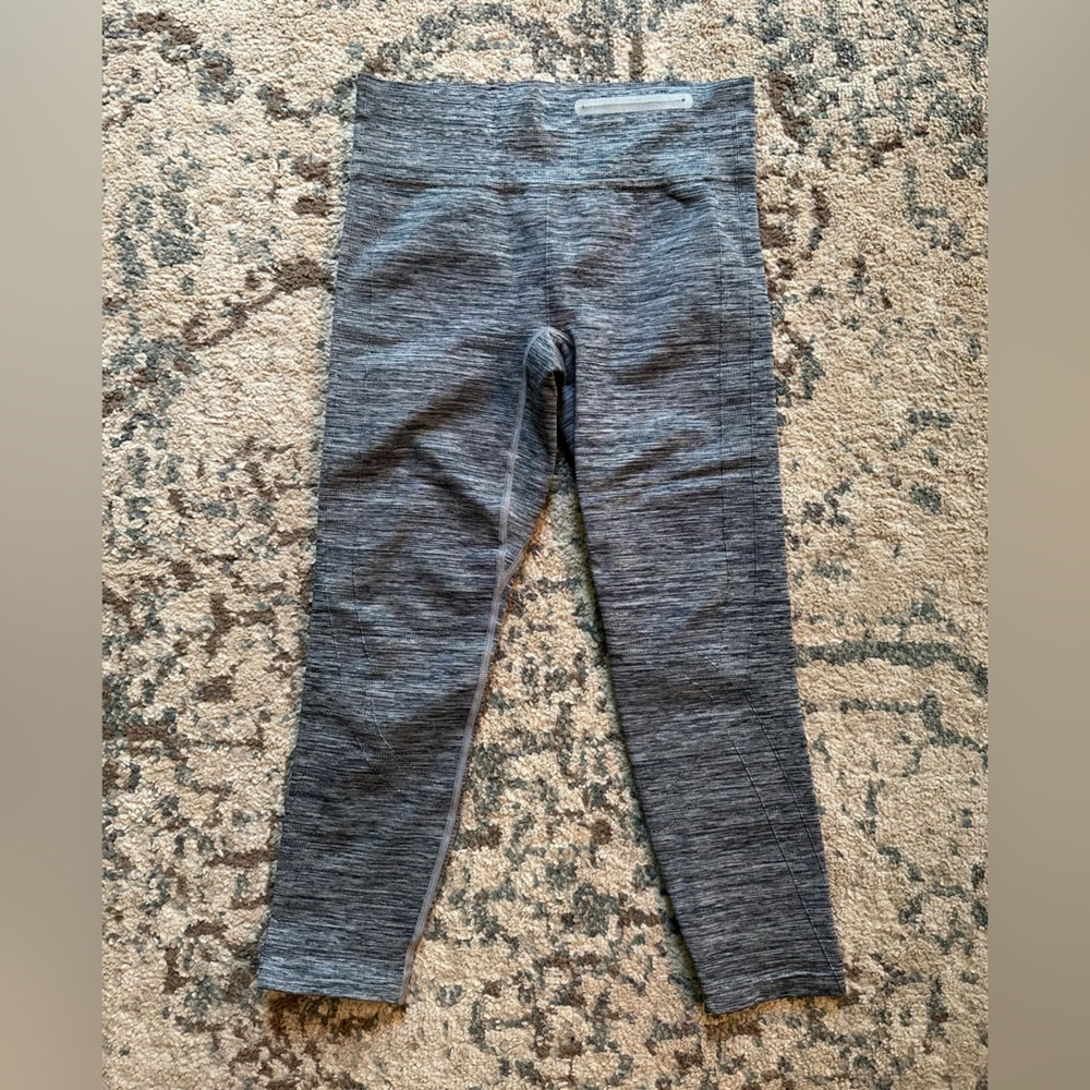 Under Armour compression leggings
